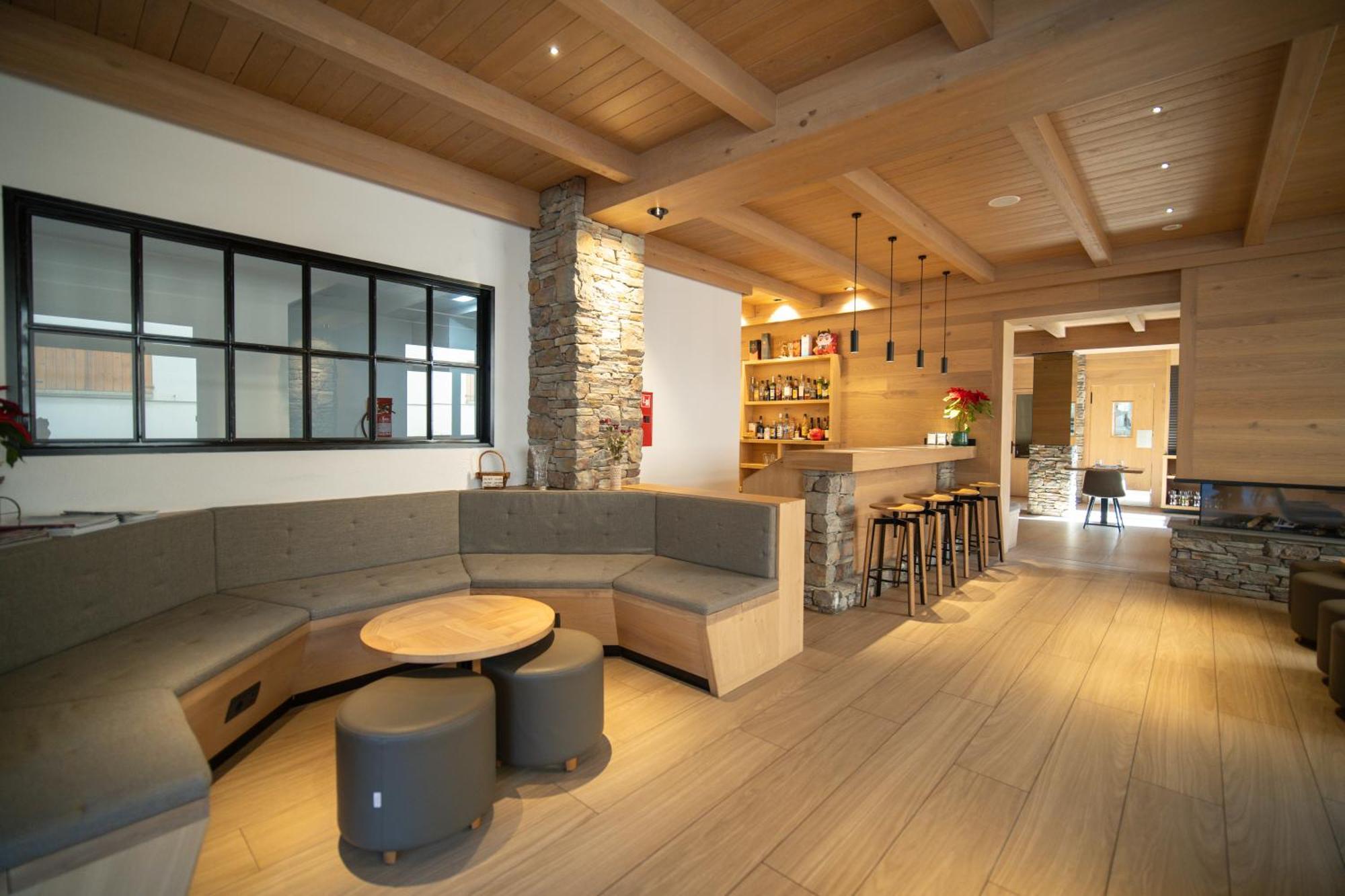 Hotel Bruna Esterri D'Aneu Ngoại thất bức ảnh